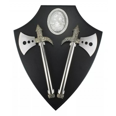 Panoplie in forma de scut cu doua topoare