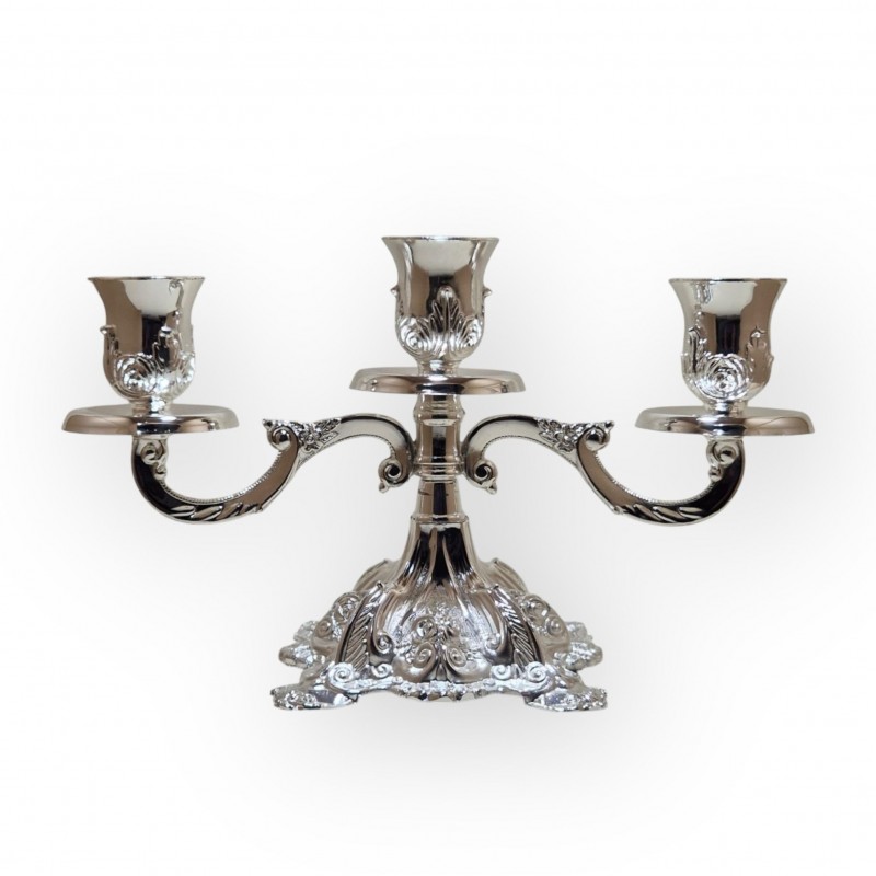 Sfesnic argintat cu trei brate