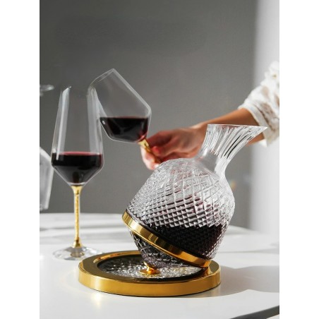 Decantor de Vin Cristal cu Suport Rotativ Magnetic – Cadou de Lux Elegant